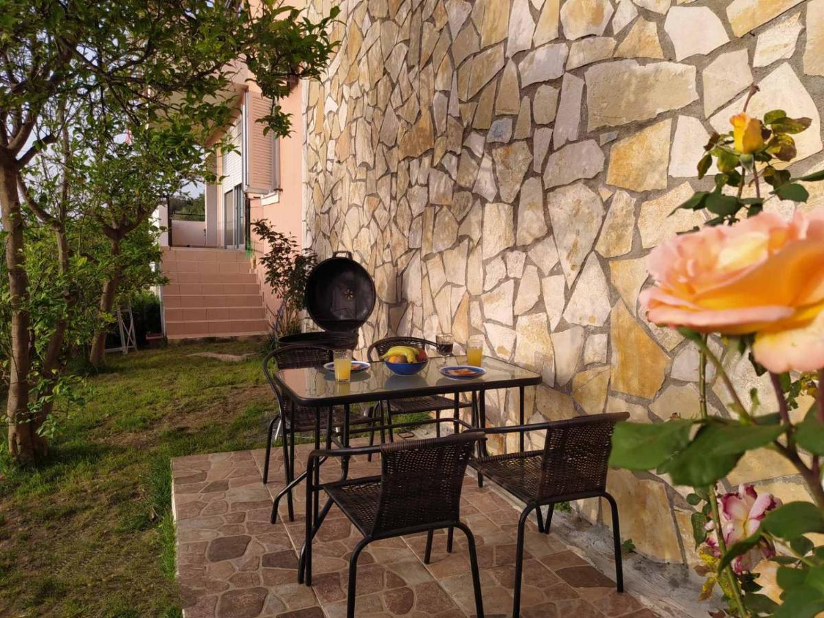 Olive Tree Hillside Apartment Stalos Exterior foto